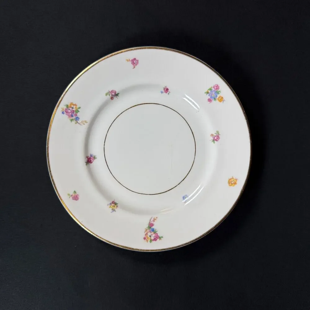 Lot of 6 white Warwick AB9428 Bread & Butter Plate 6-3/8